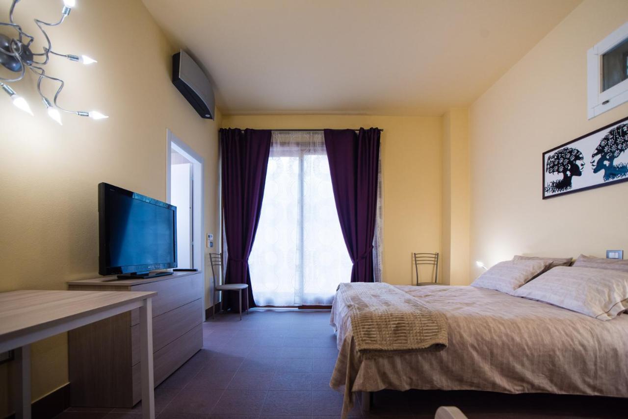Camera Matrimoniale con Letto Supplementare